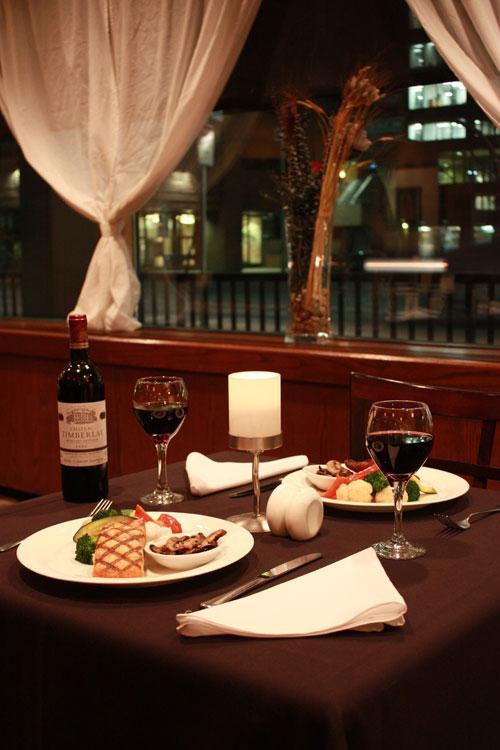 5 Calgary Downtown Hotel Restaurant photo